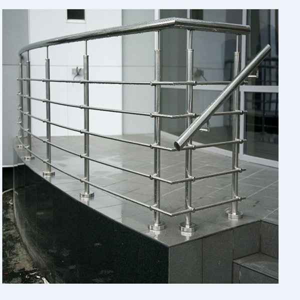 Modern design for balcony railing