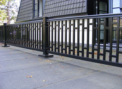  Advantages of Classic Aluminum Railing Systems for Stairs